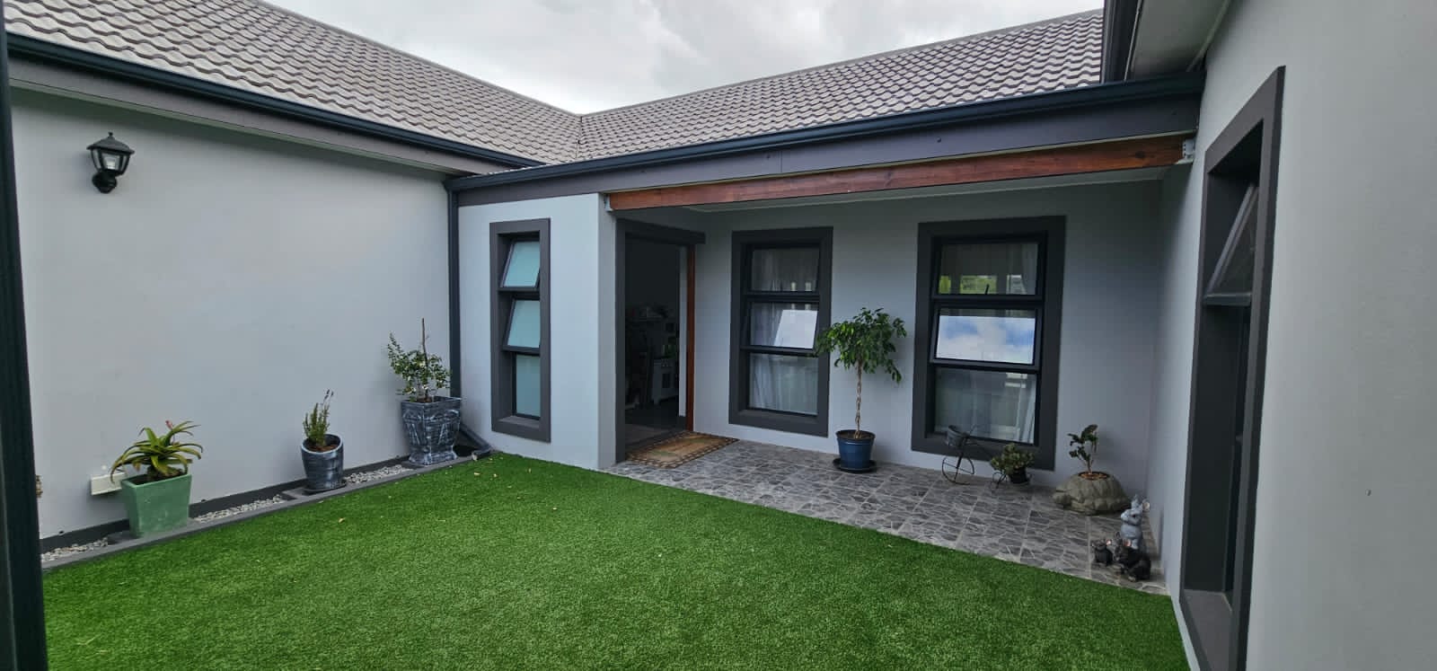 4 Bedroom Property for Sale in Blue Mountain Village Western Cape